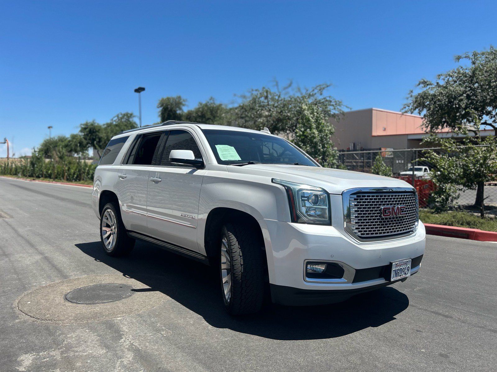 Used 2016 GMC Yukon Denali w/ Open Road Package AWD/4WD image 6