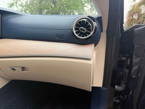 Used 2019 Mercedes-Benz E 450 4MATIC Coupe image 34