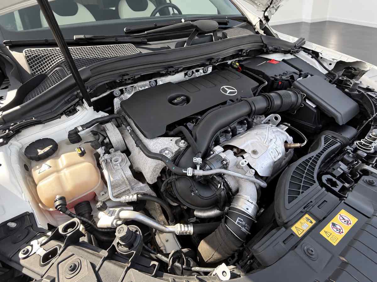 Used 2021 Mercedes-Benz GLA 250 4MATIC image 9