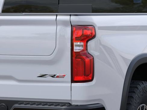 New 2026 Chevrolet Silverado 1500 ZR2 AWD/4WD image 11
