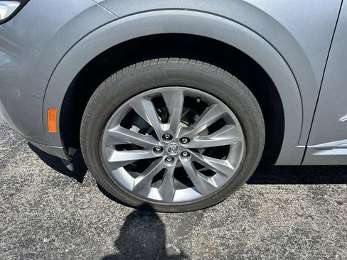 Used 2023 Buick Envision Avenir AWD/4WD image 10