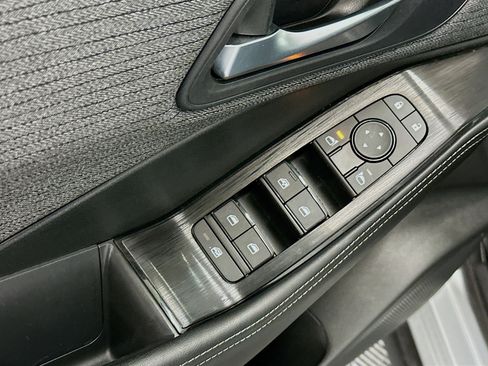 Used 2023 Nissan Rogue SV image 15