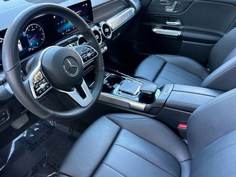 Certified 2023 Mercedes-Benz GLB 250 image 4