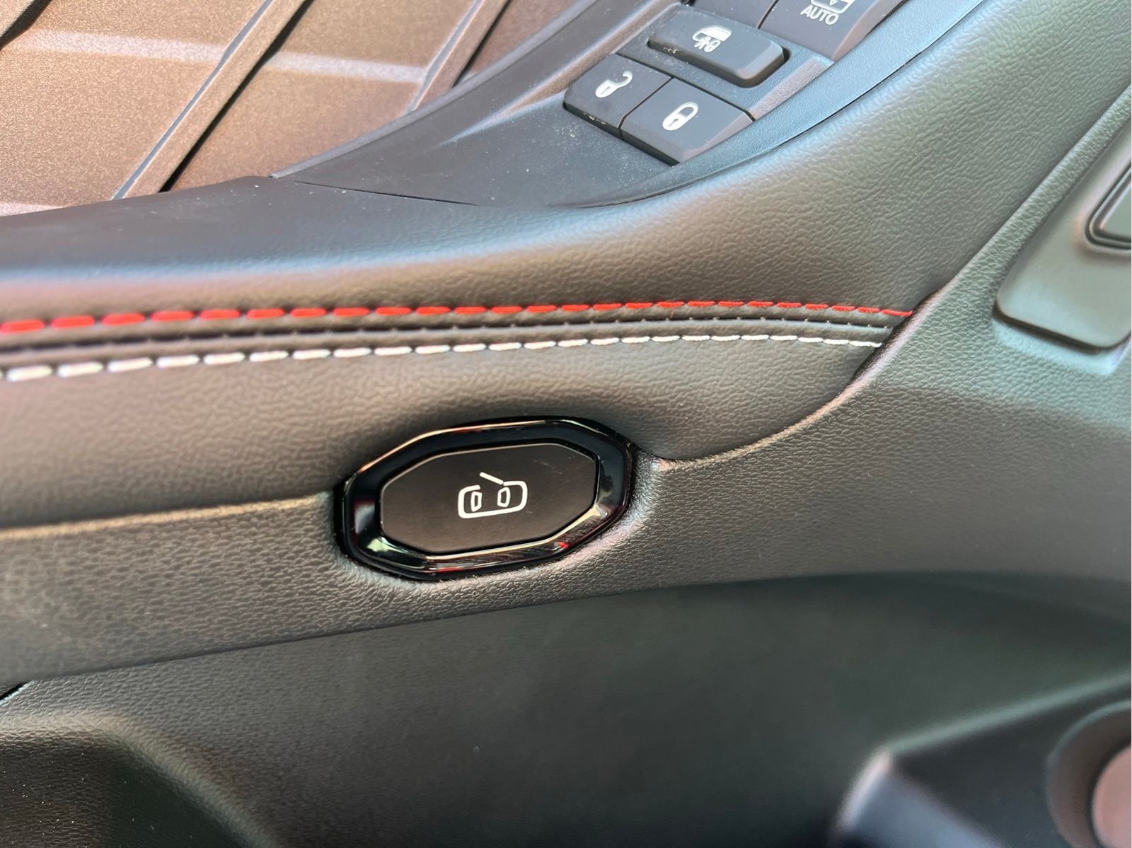 New 2026 Dodge Charger R/T AWD/4WD image 10