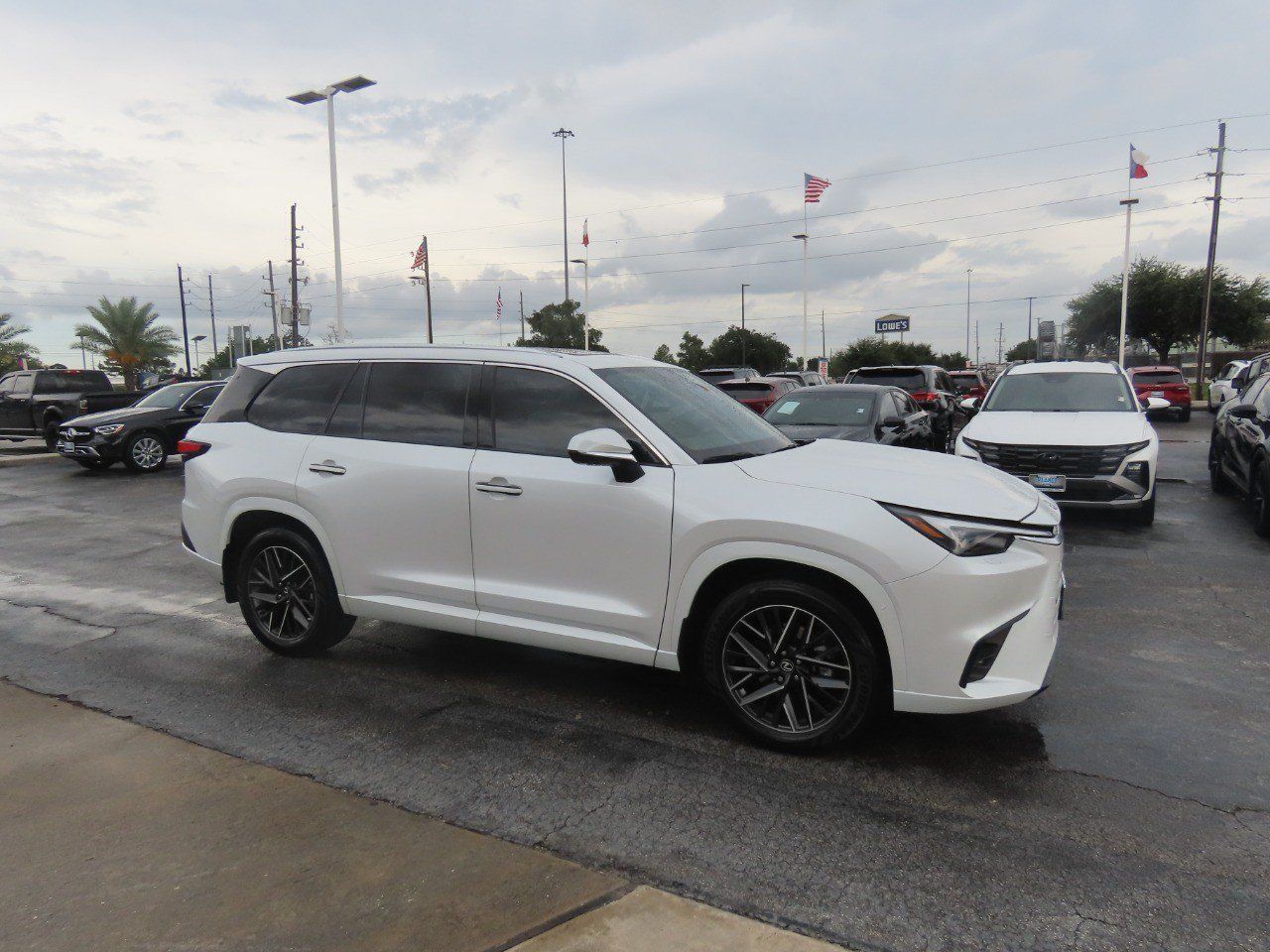 Used 2025 Lexus TX 350 AWD w/ Technology Package image 7