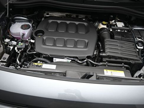 New 2026 Volkswagen Tiguan S image 29