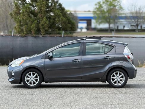 Used 2012 Toyota Prius C Four image 7