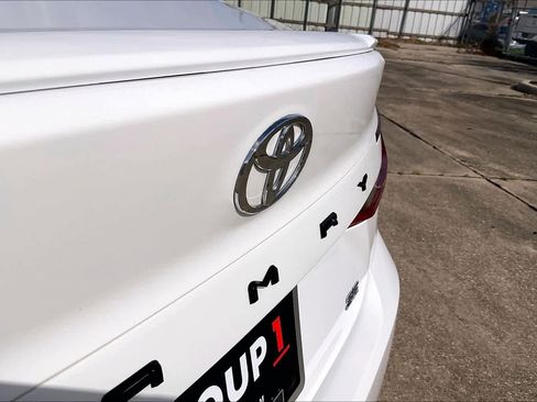 Used 2025 Toyota Camry SE image 29