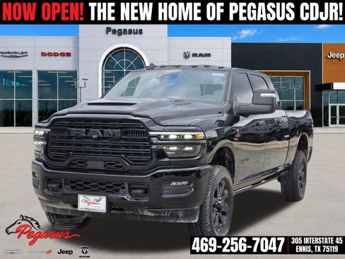 New 2026 RAM 2500 Laramie AWD/4WD image 2