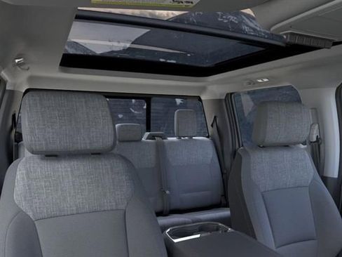 New 2025 Ford F250 XLT w/ Black Appearance Package image 22