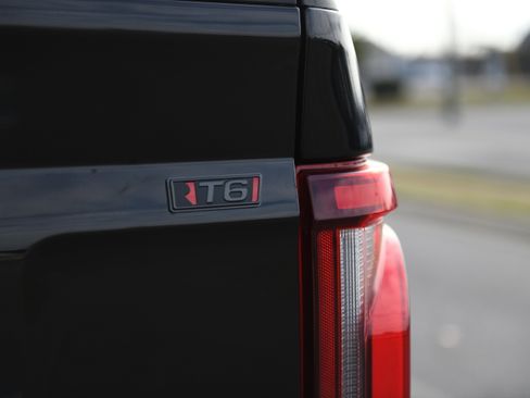 New 2025 Ford F150 Lariat w/ Equipment Group 502A High image 8