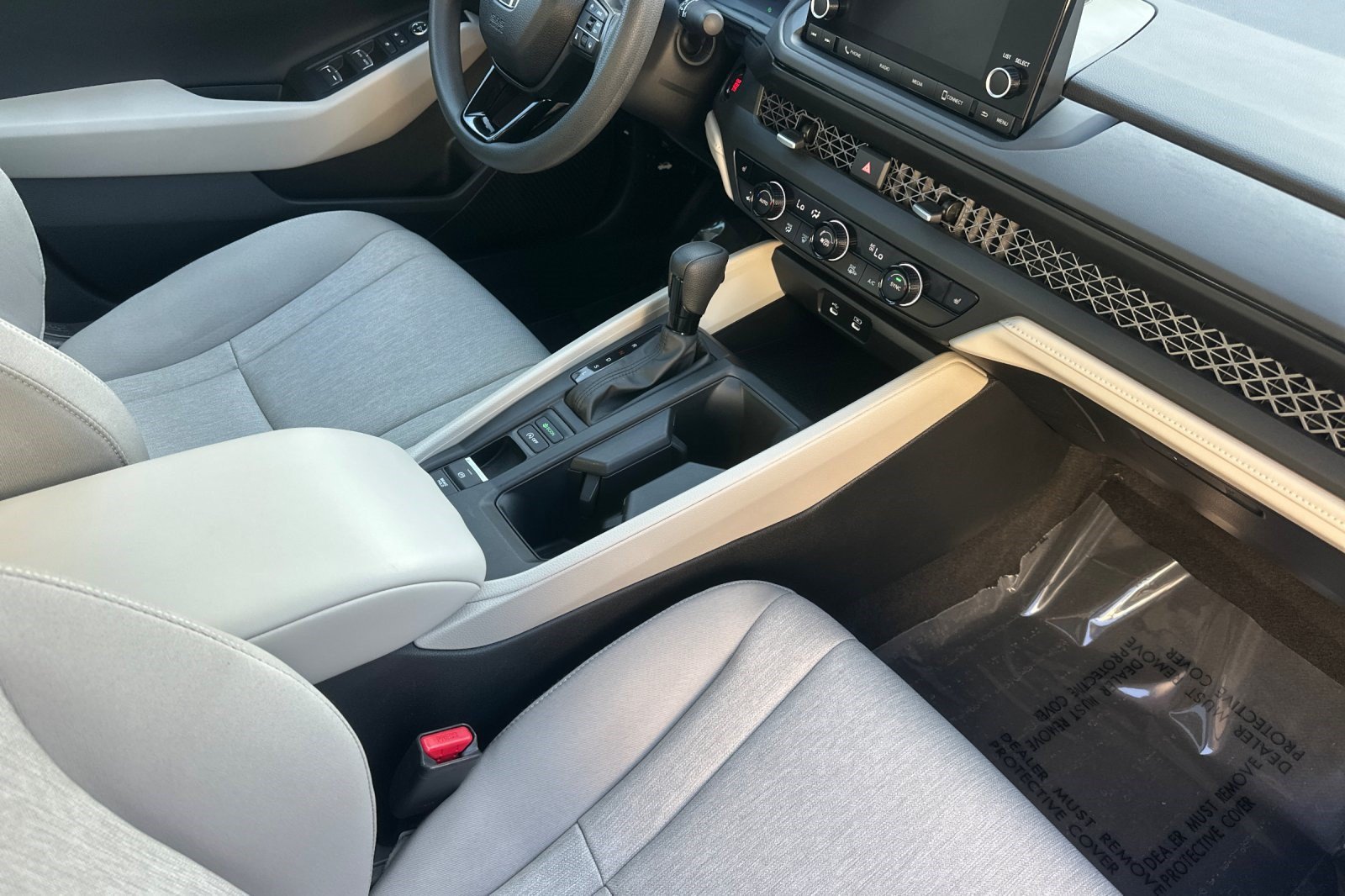 Used 2025 Honda Accord SE image 33