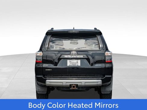 Used 2018 Toyota 4Runner TRD Off-Road Premium AWD/4WD image 6