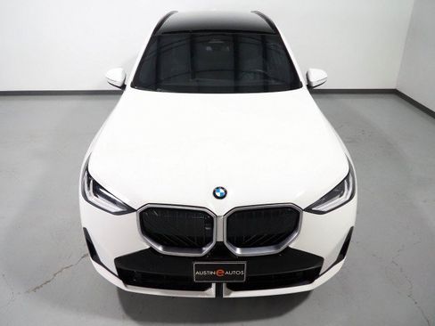 Used 2025 BMW X3 xDrive30 AWD/4WD image 11