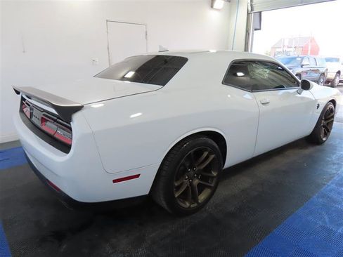 Used 2022 Dodge Challenger SRT Hellcat w/ Plus Package RWD image 15