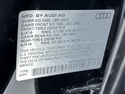 Used 2025 Audi Q5 Premium w/ Convenience Package AWD/4WD image 29