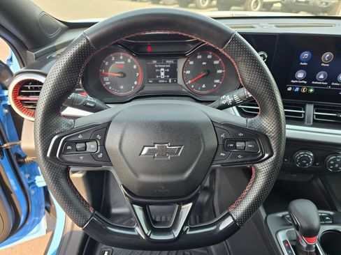 Used 2024 Chevrolet Trax RS w/ Driver Confidence Package FWD image 17