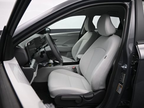 New 2026 Hyundai Kona SE image 24