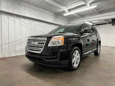 Used 2017 GMC Terrain SLE image 11