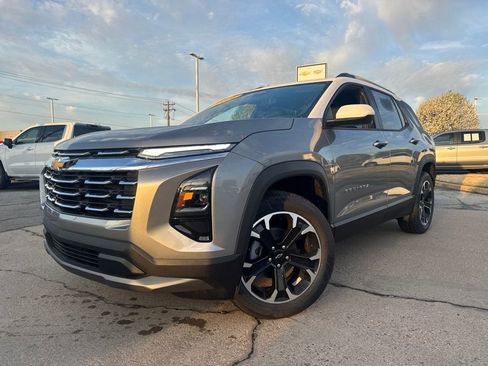 New 2026 Chevrolet Equinox LT w/ Convenience Package II FWD image 1