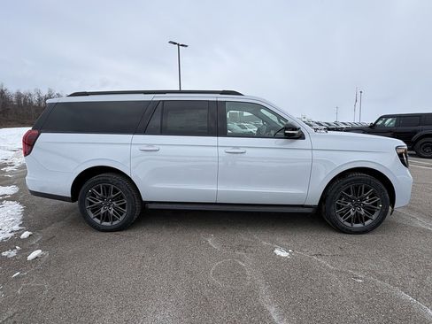 New 2026 Ford Expedition Max Platinum w/ Stealth Appearance Package image 6