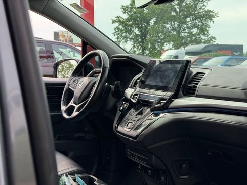 Used 2021 Honda Odyssey Touring image 49