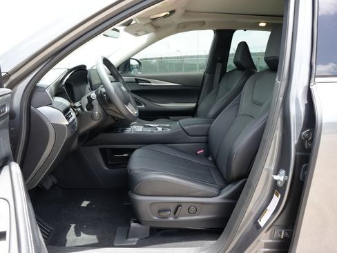 Certified 2026 INFINITI QX60 Luxe w/ Cargo Package AWD/4WD image 18
