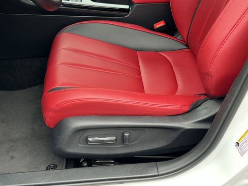 Used 2024 Acura Integra A-Spec image 11