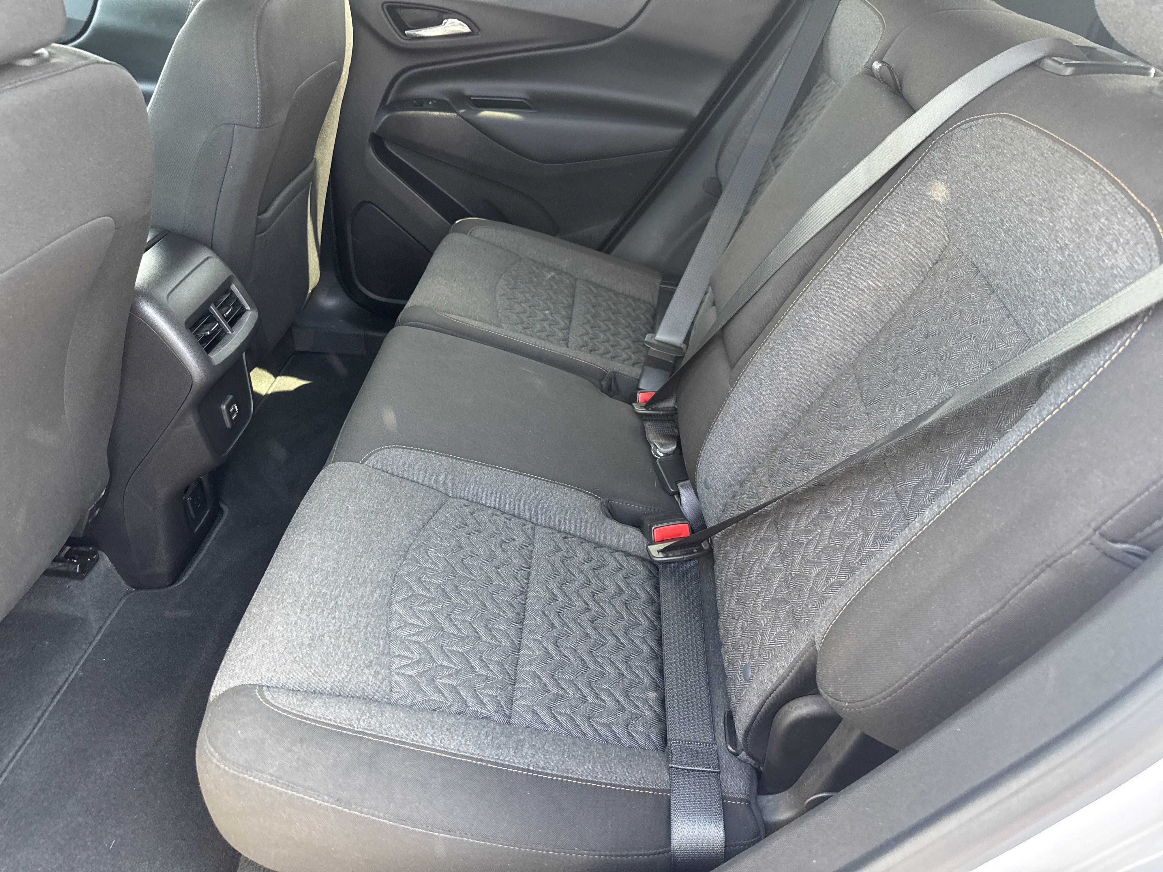 Used 2024 Chevrolet Equinox LT AWD/4WD image 11