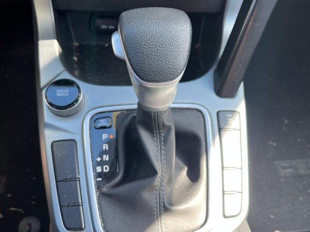 Used 2025 Kia Seltos LX AWD/4WD image 20