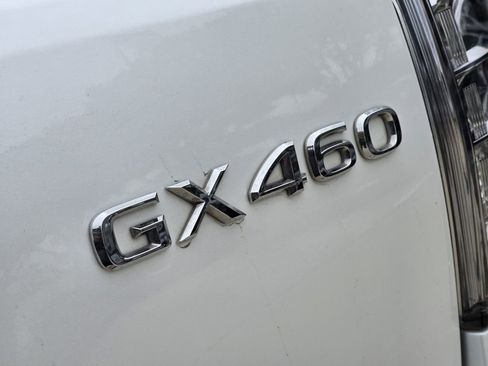 Used 2023 Lexus GX 460 Premium w/ Premium Package AWD/4WD image 16