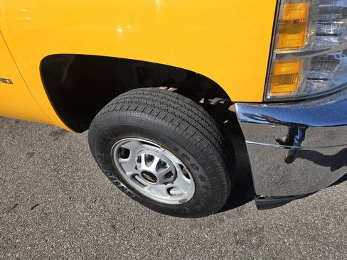Used 2013 Chevrolet Silverado 2500 W/T AWD/4WD image 52