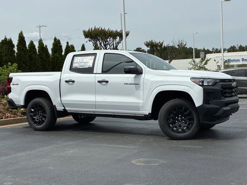 New 2026 Chevrolet Colorado W/T w/ WT Custom Package AWD/4WD image 3