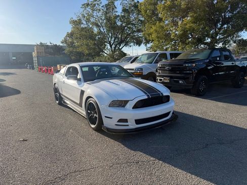 Used 2013 Ford Mustang Boss 302 w/ Boss 302 Accessory Pkg RWD image 2