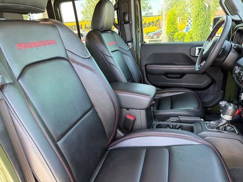 Used 2024 Jeep Wrangler Unlimited Rubicon AWD/4WD image 25
