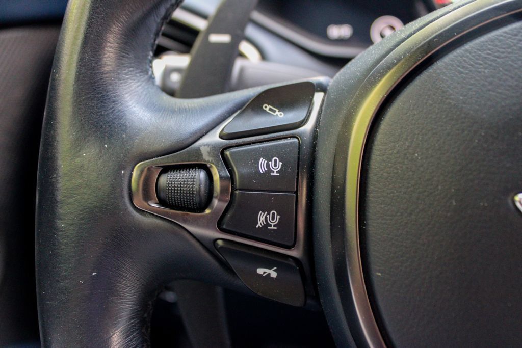 Used 2019 Aston Martin DBS Superleggera RWD image 13