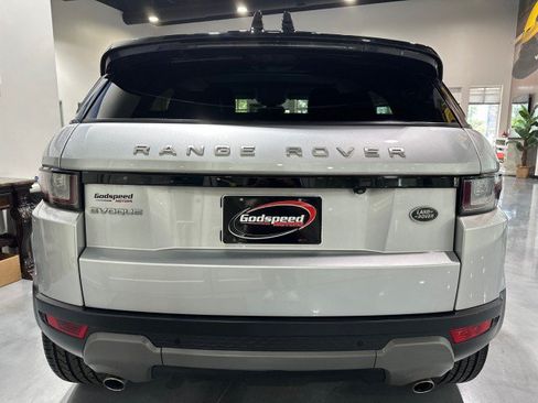 Used 2019 Land Rover Range Rover Evoque AWD/4WD image 32