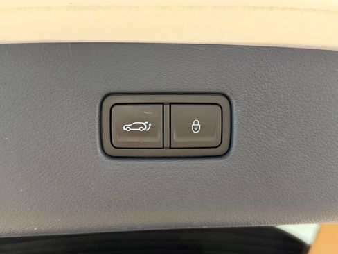 Used 2024 Genesis GV80 3.5T Prestige Signature AWD/4WD image 40