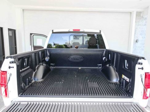 Used 2020 Ford F150 Lariat w/ Equipment Group 502A Luxury RWD image 28