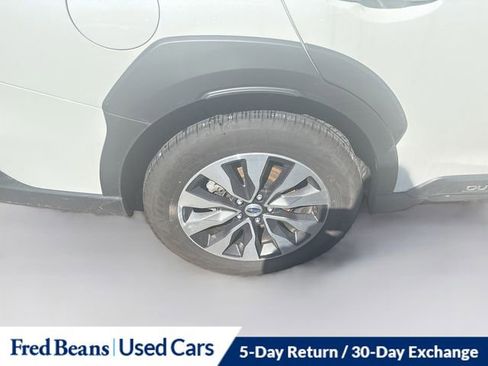 Used 2025 Subaru Outback Limited image 18