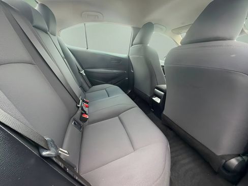 Used 2025 Toyota Corolla LE FWD image 17