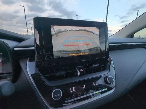 Used 2026 Toyota Corolla LE image 13