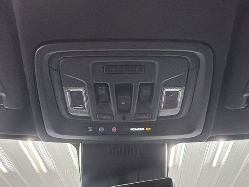 Used 2025 GMC Sierra 2500 AT4 w/ AT4 Premium Plus Package image 36