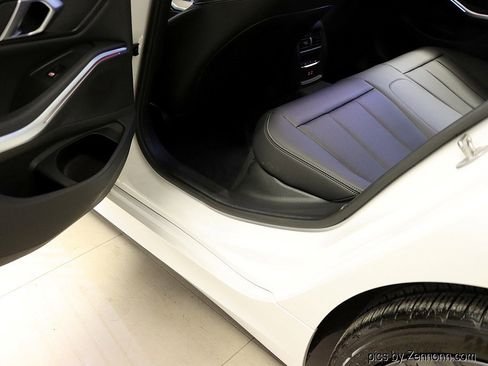 Certified 2025 BMW 330i xDrive Sedan image 28
