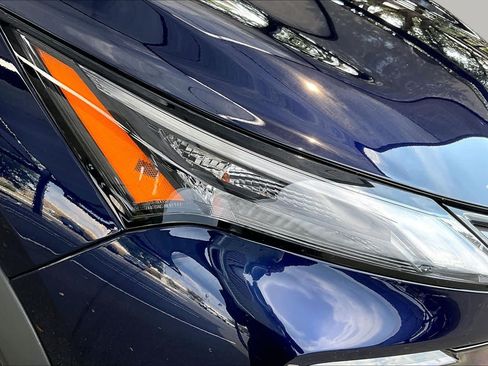 Used 2026 Nissan Rogue SV FWD image 27