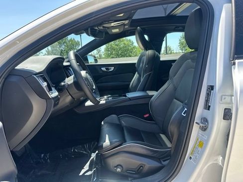Certified 2024 Volvo S60 T8 Plus w/ Climate Package AWD/4WD image 17