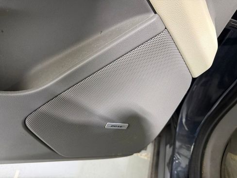 Used 2021 Cadillac XT6 Premium Luxury FWD image 4