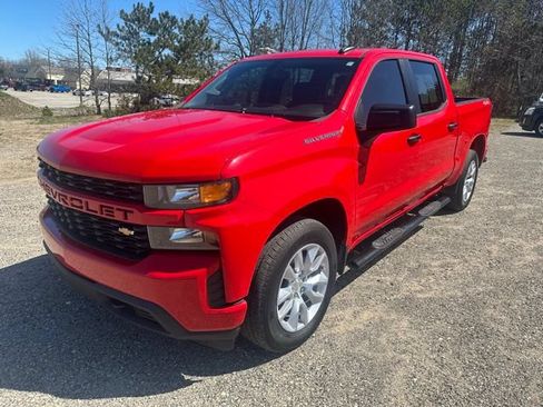 Used 2022 Chevrolet Silverado 1500 Custom AWD/4WD image 3