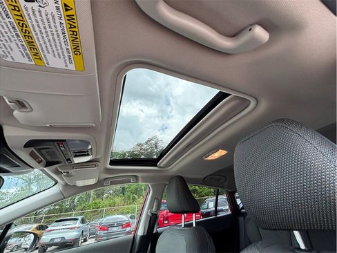 Used 2024 Subaru Crosstrek 2.0i Premium AWD/4WD image 30