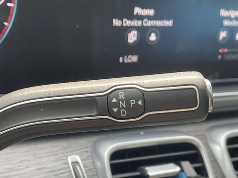 Used 2021 Mercedes-Benz GLS 450 4MATIC image 27